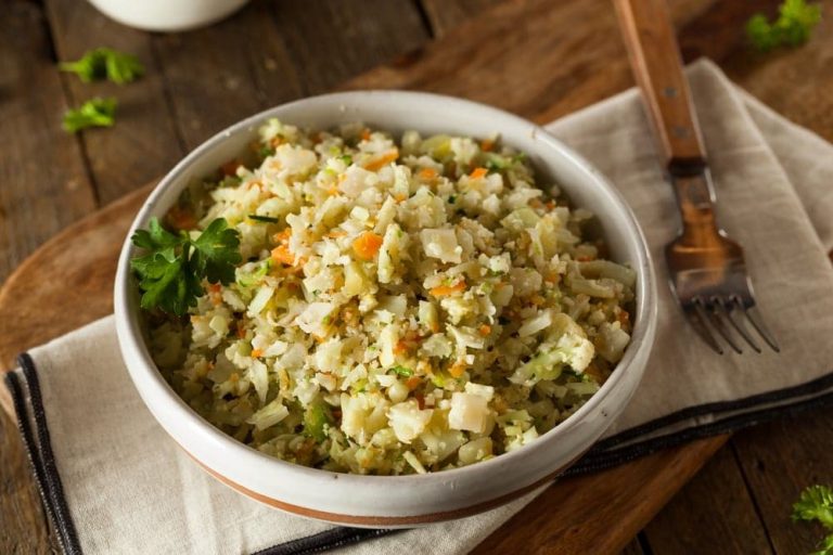 Whole30 Slow Cooked Pilau Cauliflower Rice | Recipe This